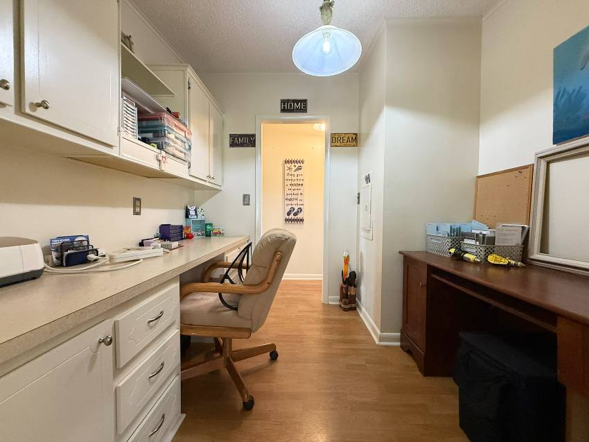 8111 Buena Vista Drive a Ellenton, FL Mobile or Manufactured Home for Sale